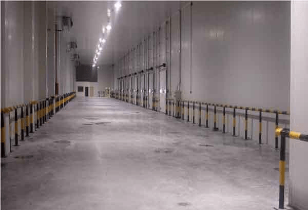 Kho lạnh xả đá bao lâu một lần? Xả đá kho lạnh bằng cách nào?